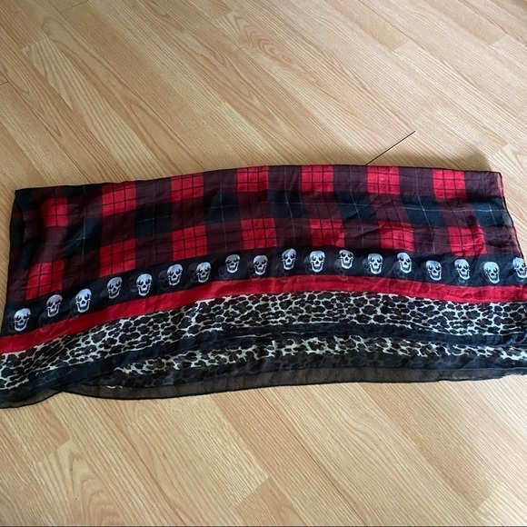 Skulls Red Black Plaid Animal Print Scarf OS - Picture 8 of 8